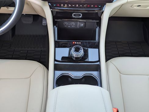 New 2026 Jeep Grand Cherokee Limited RWD image 20