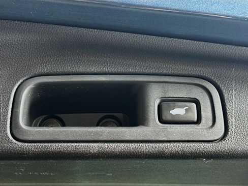 Used 2018 Honda Pilot Touring image 31