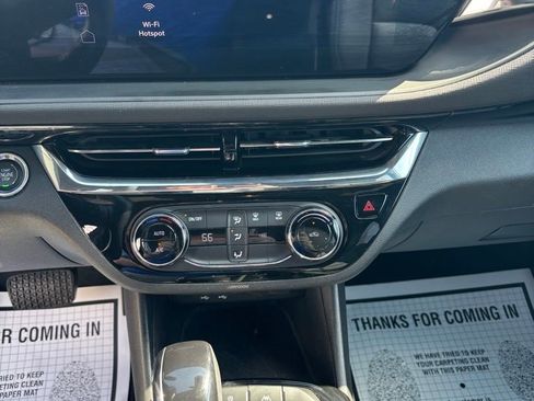 Used 2025 Buick Envista Sport Touring FWD image 16