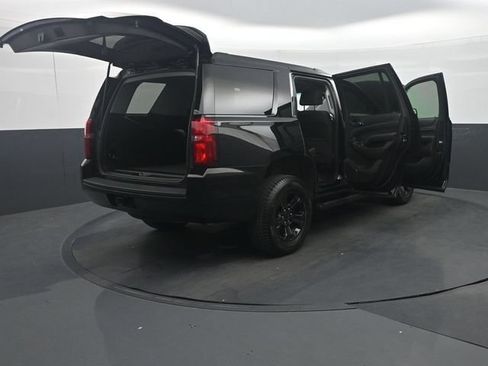 Used 2019 Chevrolet Tahoe LS w/ Enhanced Driver Alert Package AWD/4WD image 40