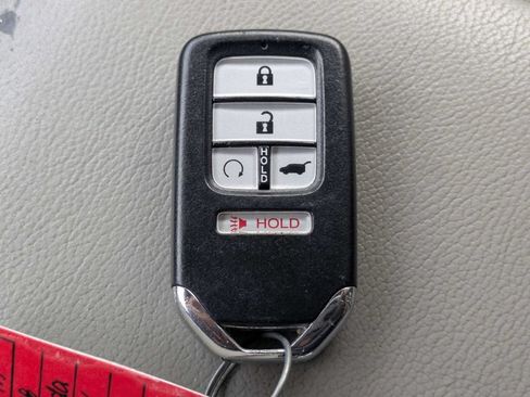 Used 2018 Honda CR-V Touring image 34