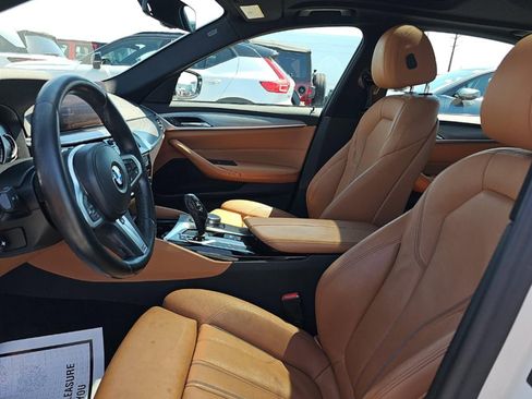 Used 2019 BMW 530i xDrive w/ M Sport Package AWD/4WD image 5