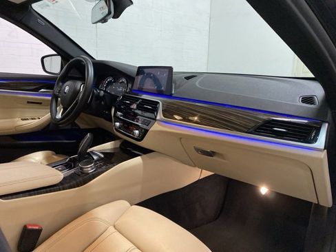 Used 2019 BMW 540i image 22