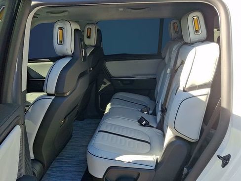 Used 2025 Rivian R1S Adventure AWD/4WD image 7