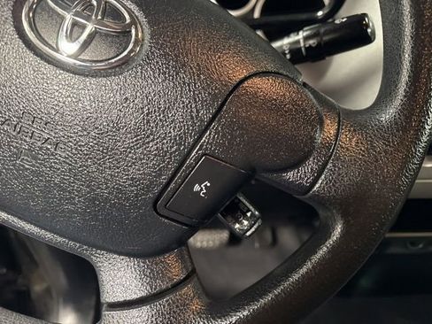 Used 2013 Toyota Tundra Grade image 11