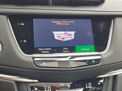 New 2025 Cadillac XT5 Premium Luxury w/ LPO, Floor Liner Package image 29