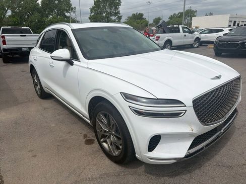 Used 2025 Genesis GV70 2.5T w/ Select Package image 1
