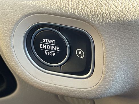 Certified 2024 Mercedes-Benz GLE 350 4MATIC image 29