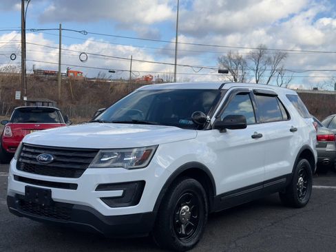 Used 2018 Ford Explorer 4WD Police Interceptor image 2