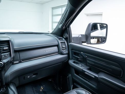 Used 2024 RAM 3500 Limited w/ Night Edition AWD/4WD image 8
