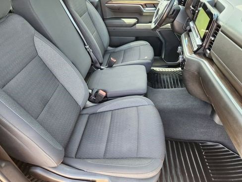 Certified 2022 Chevrolet Silverado 1500 LT AWD/4WD image 23