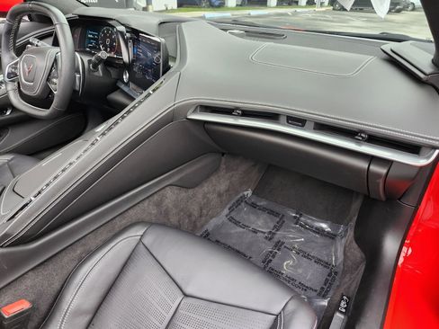 Used 2023 Chevrolet Corvette Stingray Premium Conv w/ 3LT image 36