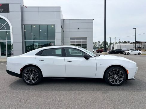 New 2026 Dodge Charger R/T AWD/4WD image 2