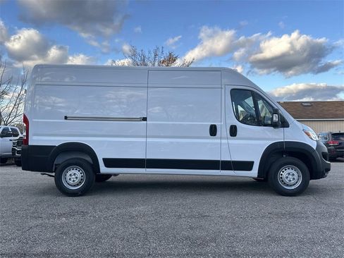 New 2026 RAM ProMaster 2500 image 2