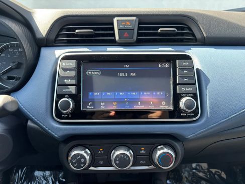 Used 2025 Nissan Versa SV w/ Trunk Package FWD image 24