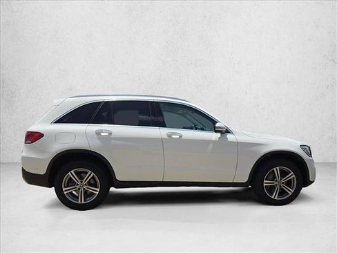 Used 2022 Mercedes-Benz GLC 300 image 4