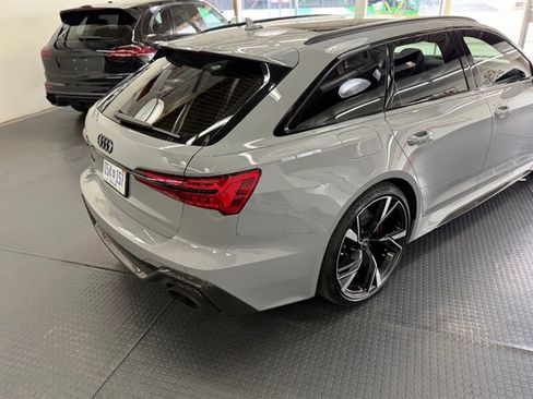 Used 2021 Audi RS 6 image 22