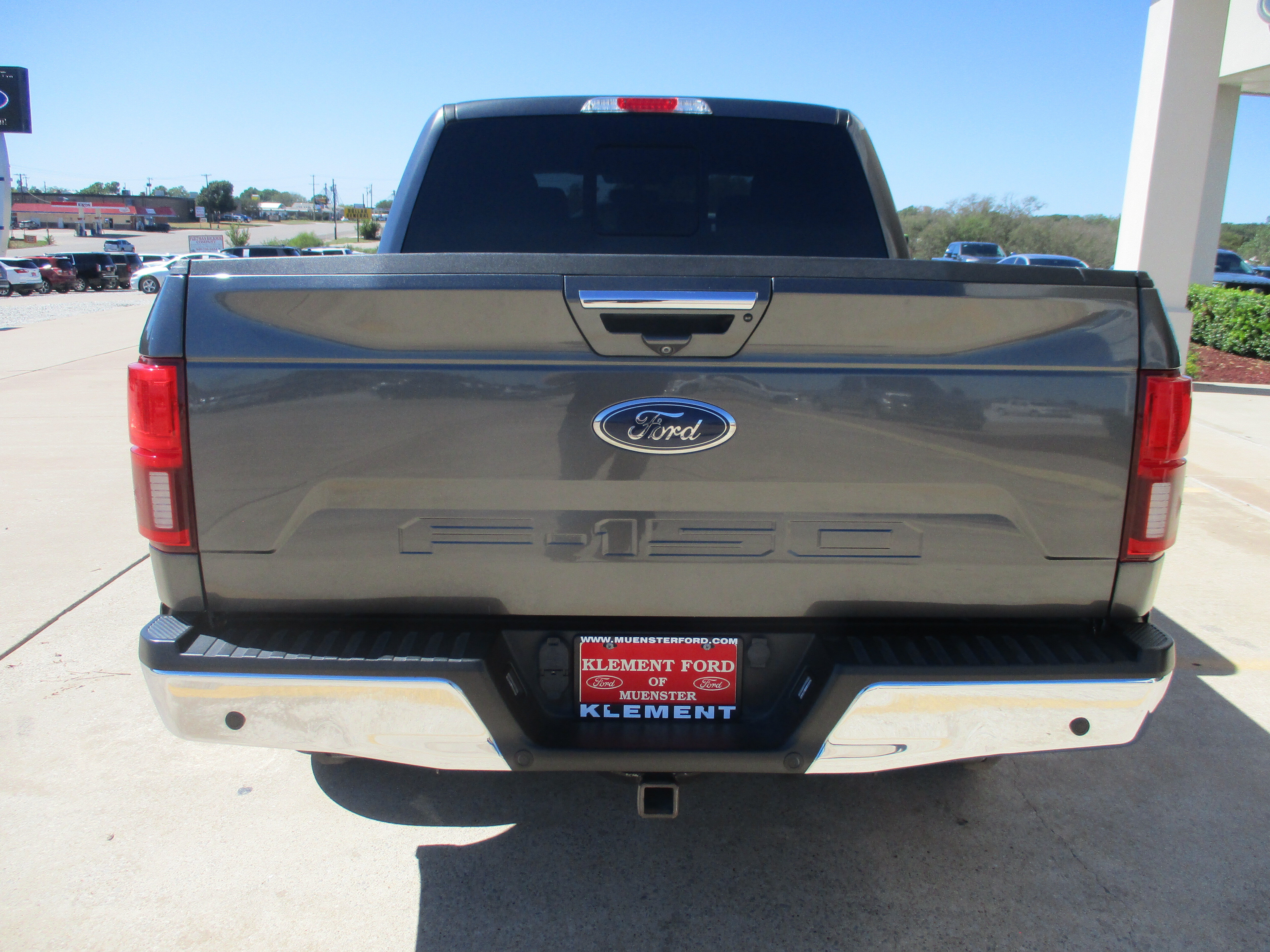 Used 2018 Ford F150 Lariat w/ Equipment Group 502A Luxury AWD/4WD image 7