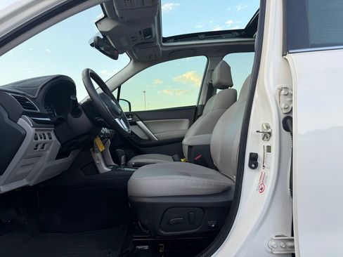 Used 2018 Subaru Forester 2.5i Limited AWD/4WD image 5