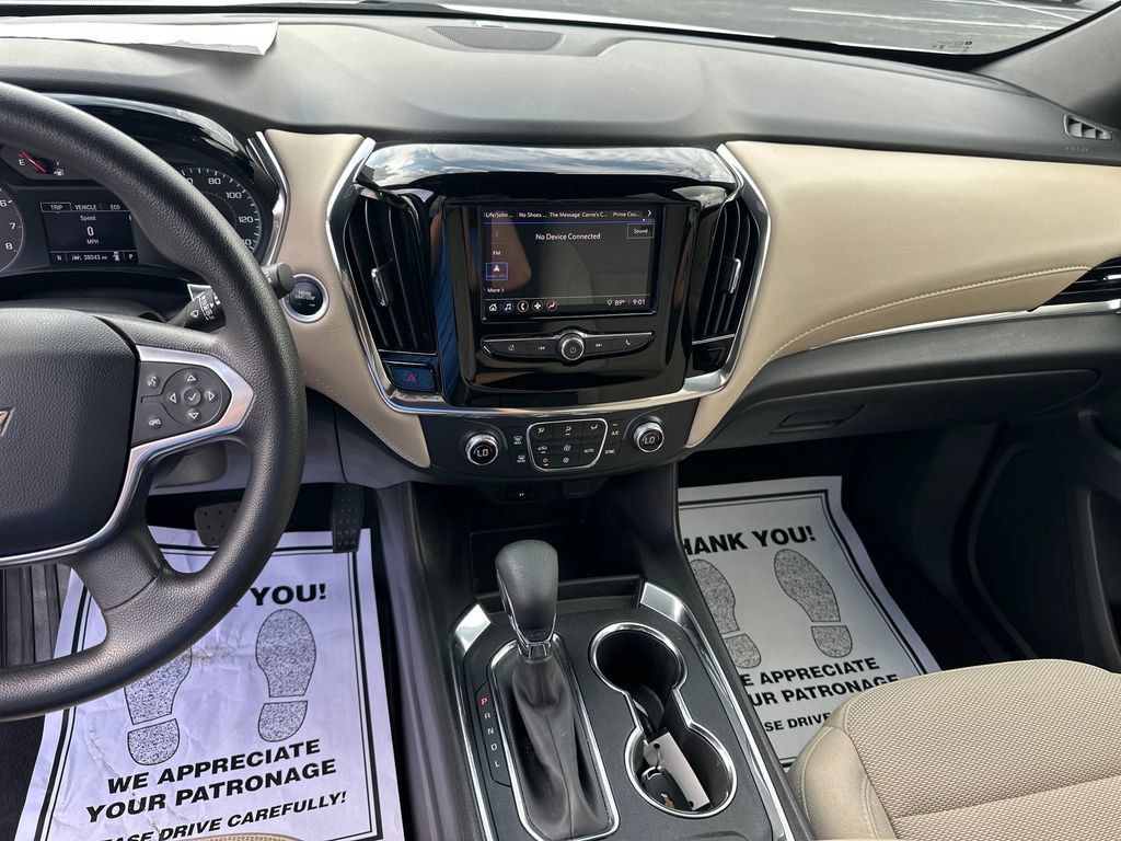 Used 2023 Chevrolet Traverse LS FWD image 20