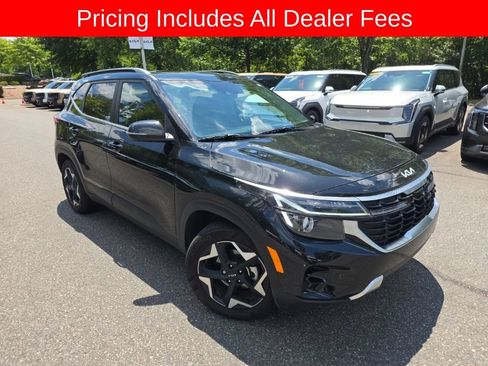 Used 2025 Kia Seltos EX w/ EX Sunroof Package FWD image 1