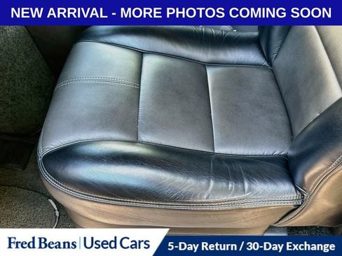Used 2018 Chevrolet Express 2500 w/ Enhanced Convenience Package RWD image 25