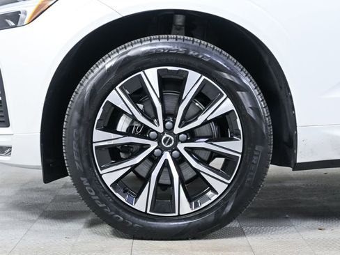 Used 2023 Volvo XC60 B5 Core w/ Climate Package image 39