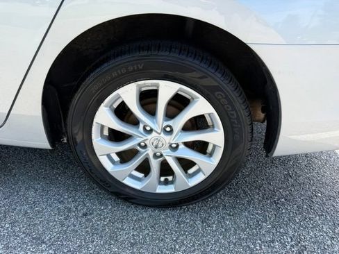 Used 2017 Nissan Sentra S w/ S Style Package FWD image 12