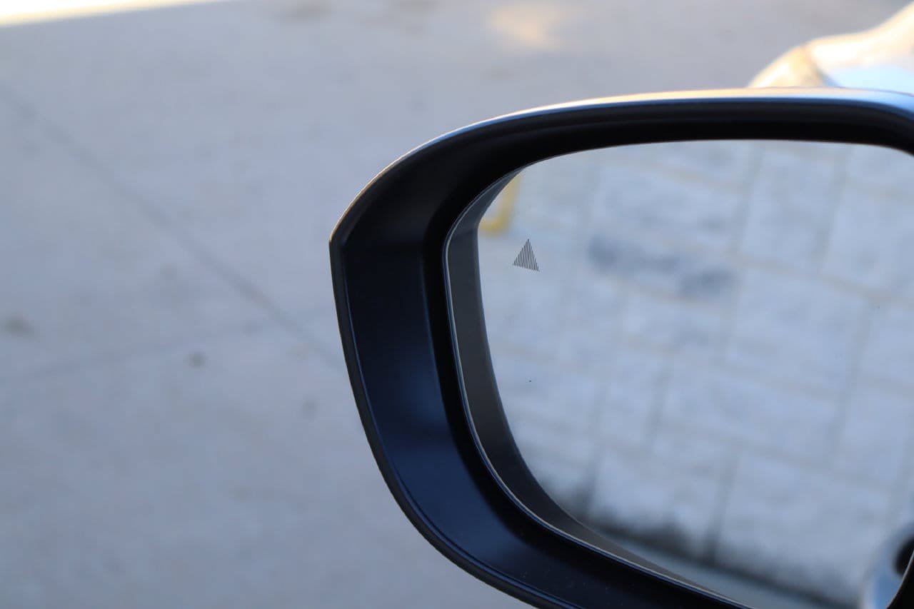 Used 2024 Nissan Rogue SV FWD image 21
