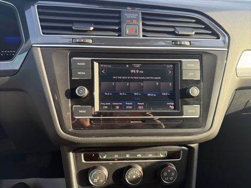 Used 2024 Volkswagen Tiguan S image 21