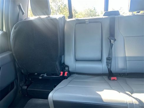 Used 2022 Ford F150 Lariat image 27