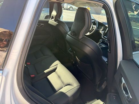 Used 2020 Volvo XC60 T6 Inscription image 7