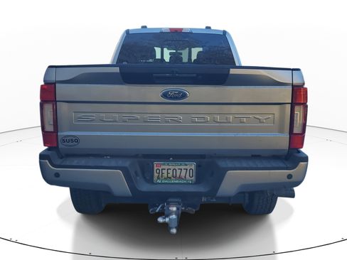 Used 2022 Ford F350 Lariat w/ Lariat Ultimate Package image 5