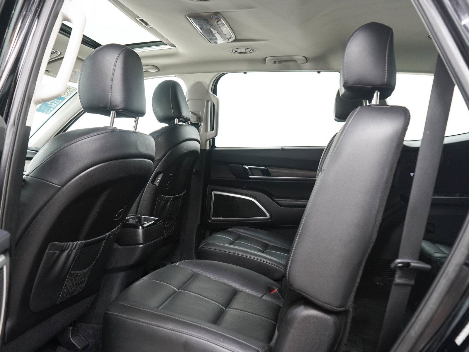 Used 2021 Kia Telluride EX w/ EX Premium Package AWD/4WD image 16