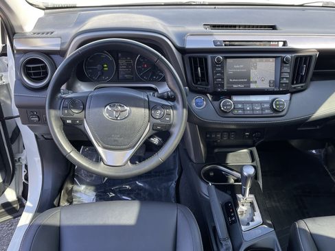 Used 2018 Toyota RAV4 Limited w/ Advanced Technology Package AWD/4WD image 12