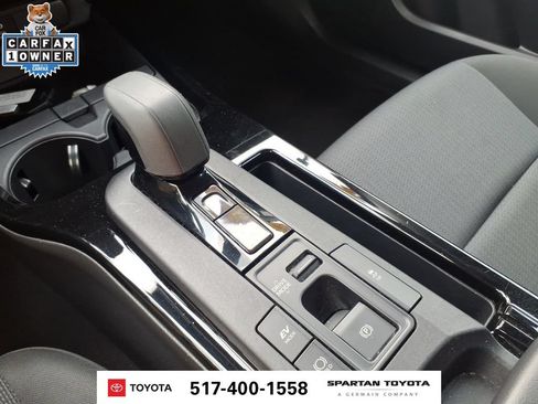 Used 2024 Toyota Prius LE FWD image 21