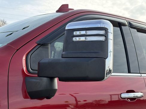 Used 2021 Chevrolet Silverado 2500 High Country w/ Z71 Off-Road Package image 30