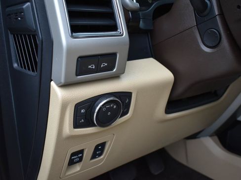 Used 2018 Ford F150 Lariat w/ Equipment Group 502A Luxury AWD/4WD image 42