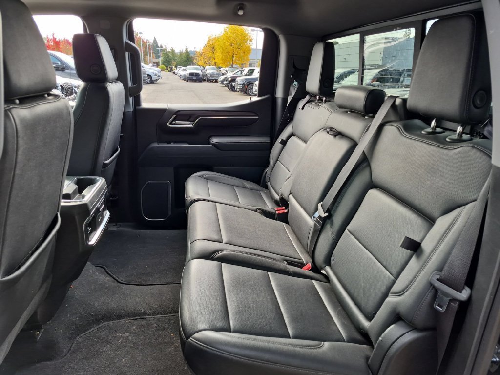 Used 2023 GMC Sierra 1500 SLT w/ SLT Premium Plus Package AWD/4WD image 14