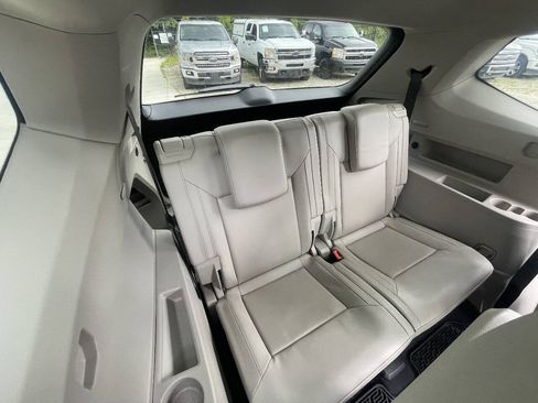 Used 2019 Volkswagen Atlas SE FWD image 32