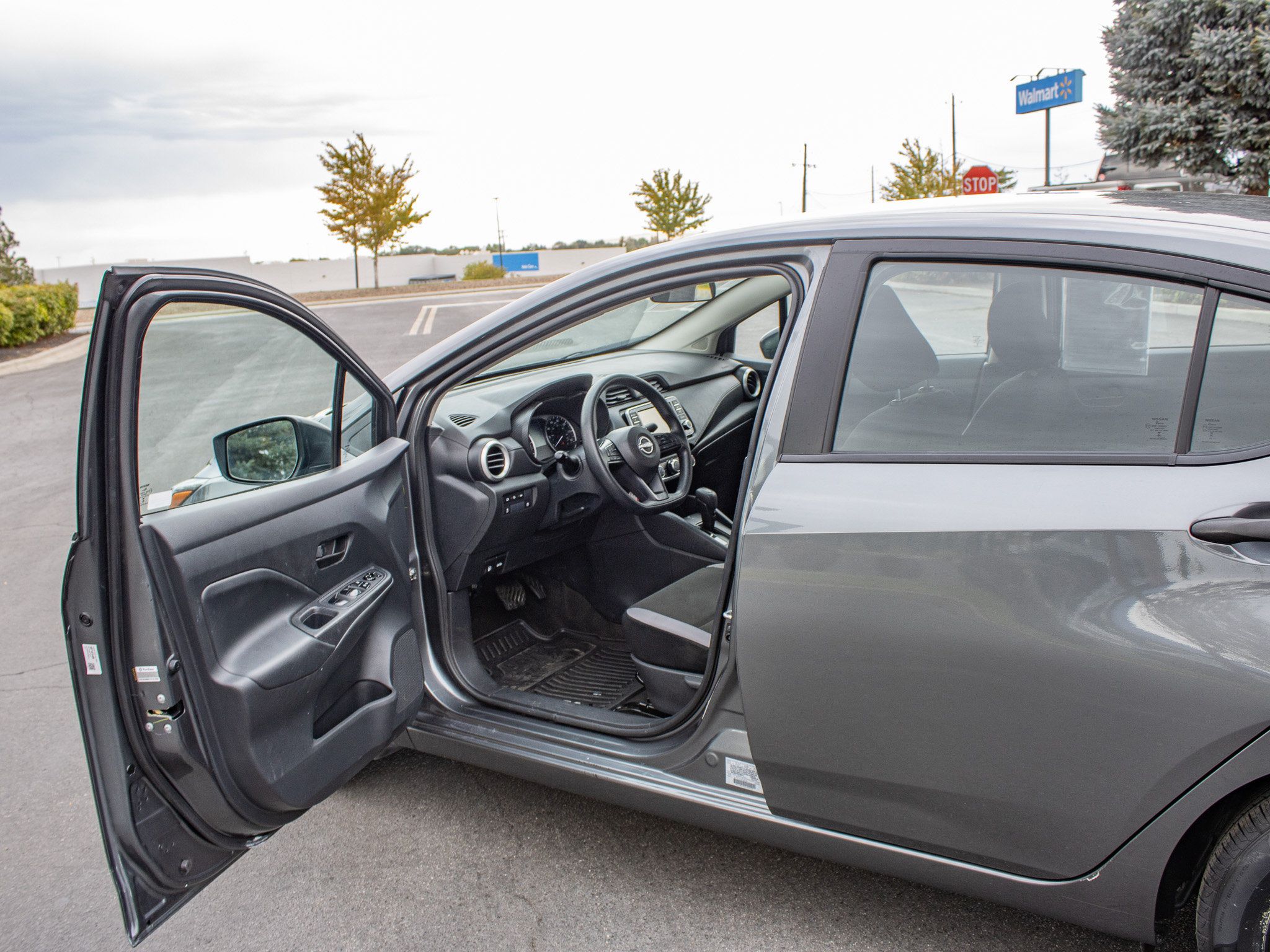 Used 2025 Nissan Versa S w/ Trunk Package FWD image 21