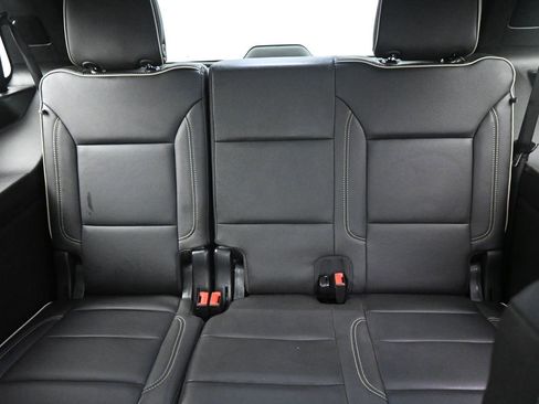 Used 2025 GMC Yukon Elevation w/ Elevation Premium Package image 15