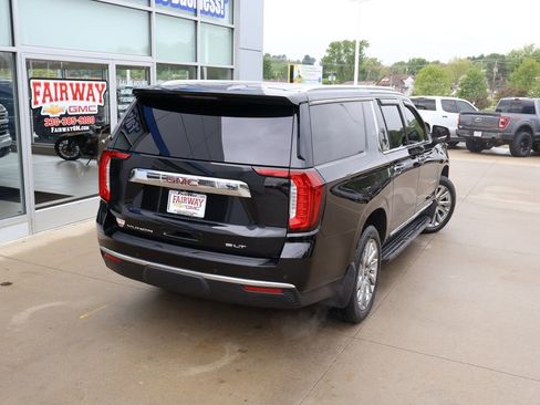 Used 2021 GMC Yukon XL SLT w/ SLT Premium Package AWD/4WD image 54