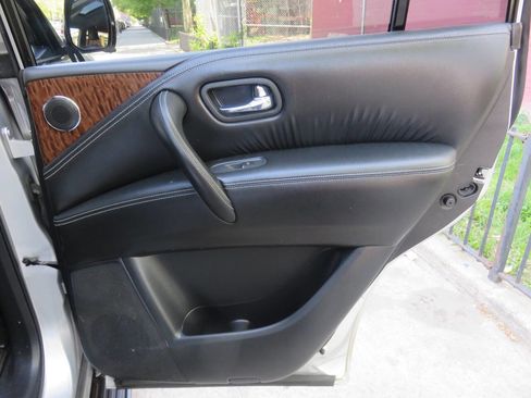 Used 2018 Nissan Armada SL w/ Premium Package AWD/4WD image 31
