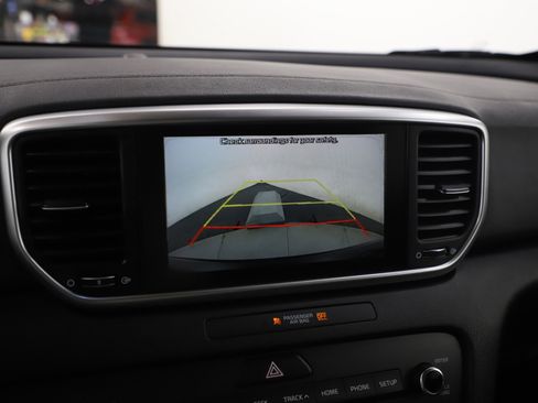 Used 2020 Kia Sportage LX w/ LX Popular Package image 21
