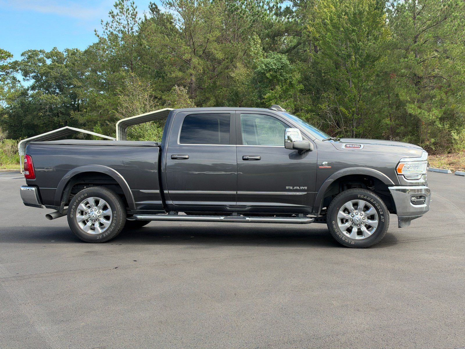 Used 2024 RAM 3500 Limited AWD/4WD image 4