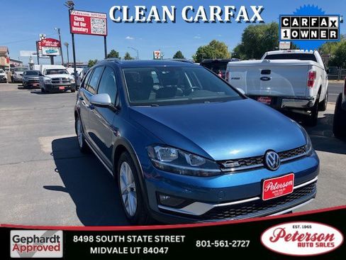Used 2018 Volkswagen Golf Alltrack SE image 1