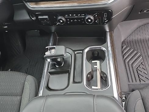 Used 2023 Chevrolet Silverado 1500 RST image 9