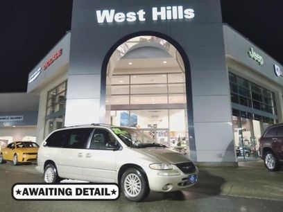 Used 2000 Chrysler Town & Country LXi