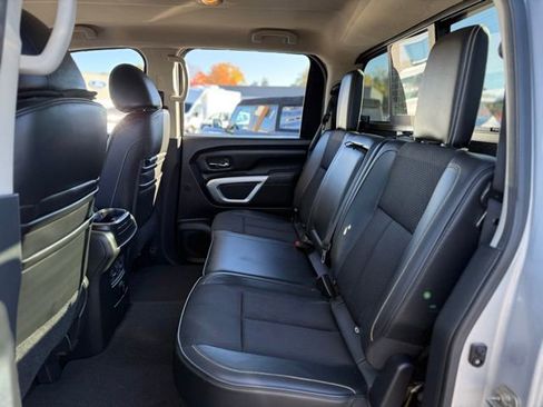 Used 2016 Nissan Titan PRO-4X image 16